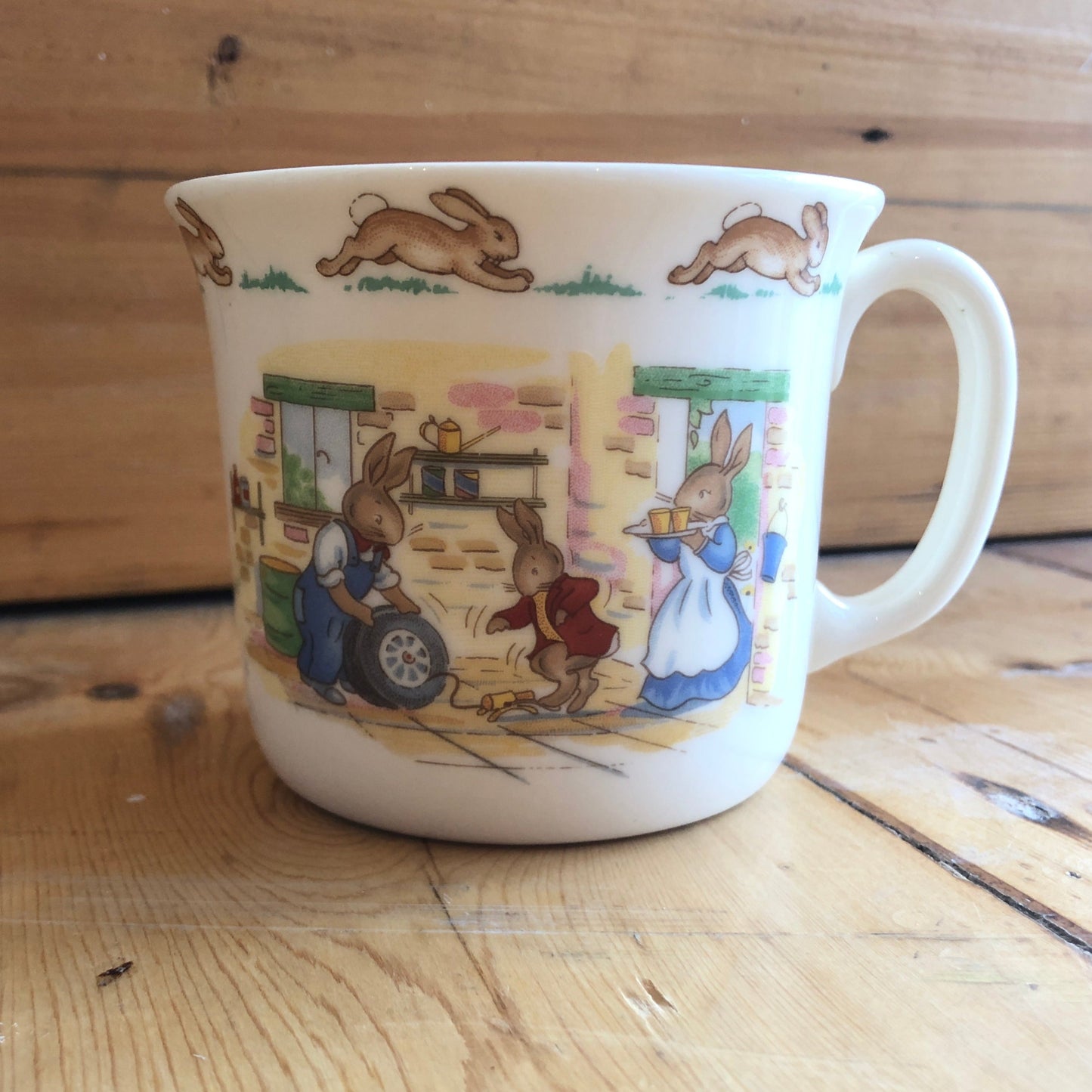 Royal Doulton Bunnykins - Dad's Garage - Cup - 1936