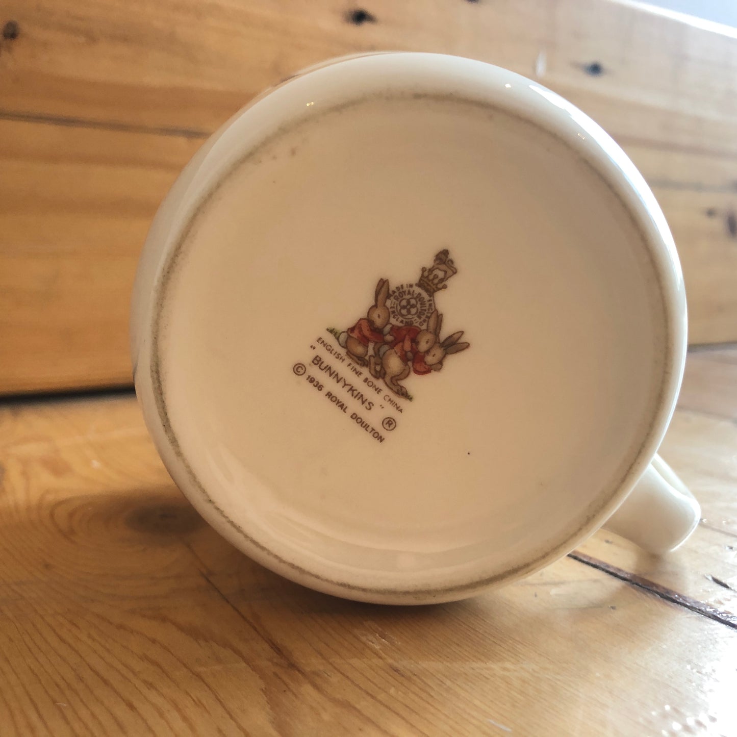 Royal Doulton Bunnykins - Dad's Garage - Cup - 1936