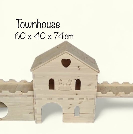 Rabbit Town House | Pine Hideaway
