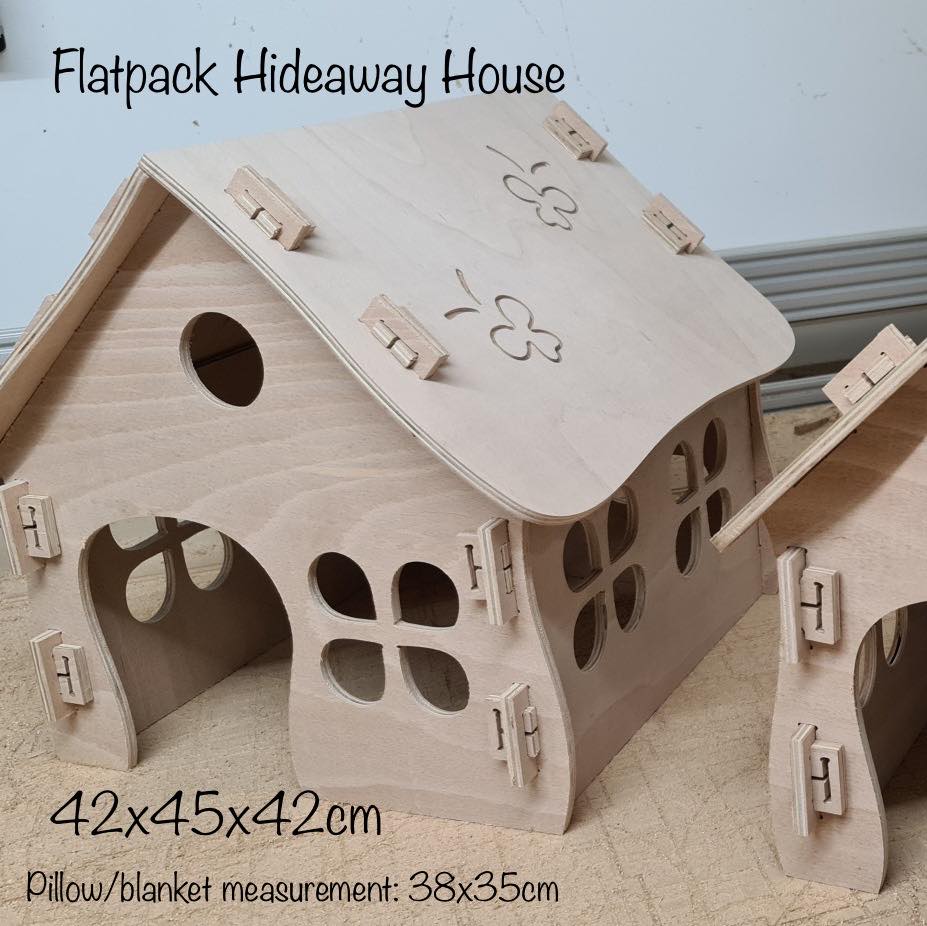 Flatpack Hideaway Country House